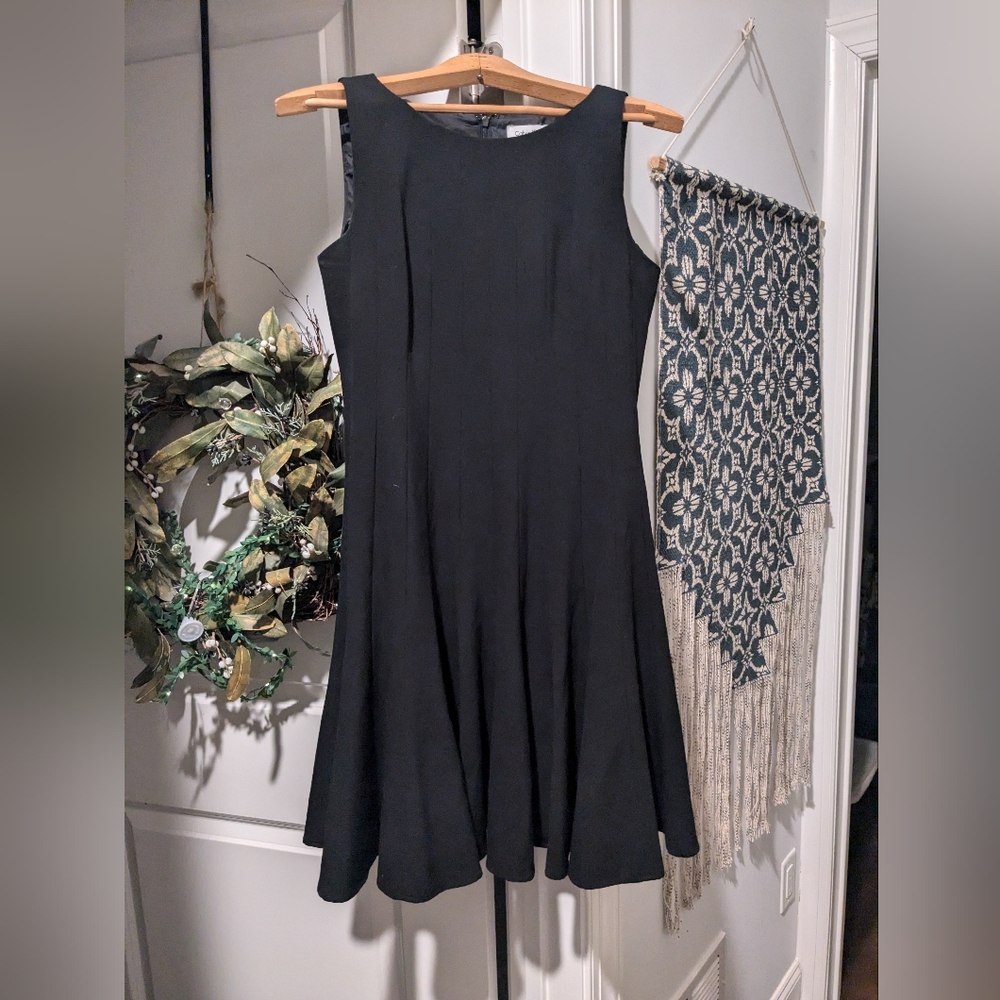 Beautiful Calvin Klein Fit & Flare Black Dress Size 6